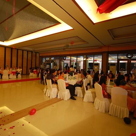 A&A Plaza Hotel Puerto Princesa Екстериор снимка