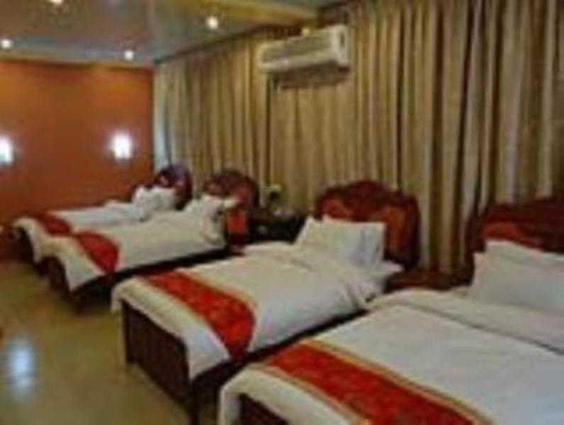 A&A Plaza Hotel Puerto Princesa Екстериор снимка