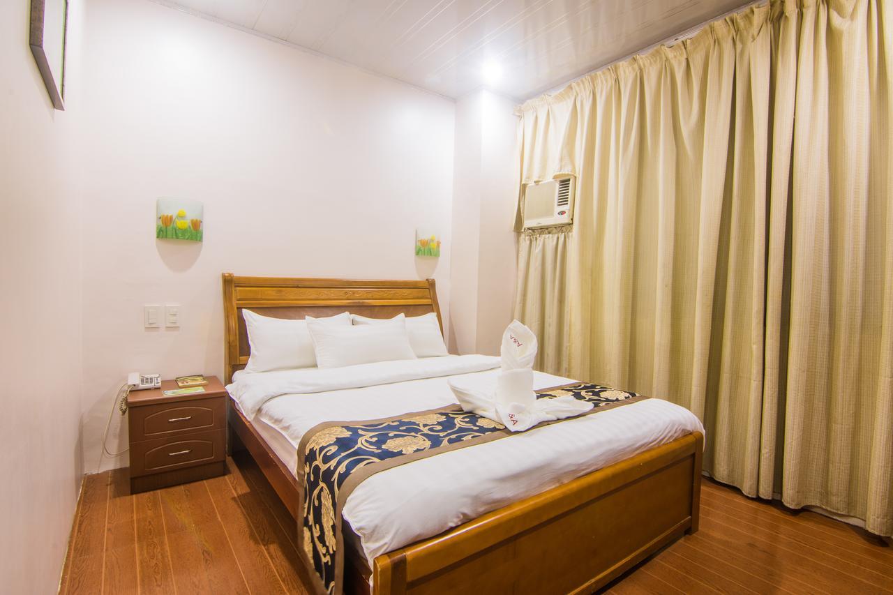 A&A Plaza Hotel Puerto Princesa Екстериор снимка