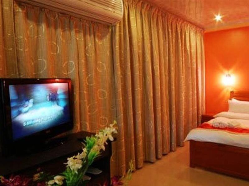 A&A Plaza Hotel Puerto Princesa Екстериор снимка